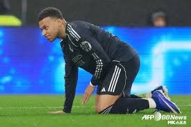 EWC官方发布纪录片 Faker亲述：T1王朝的EWC卫冕野望与不为人知的团队暗号